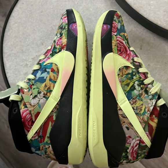 Nike KD NBA 2K20 Special Edition Size 9 - Picture 3 of 4